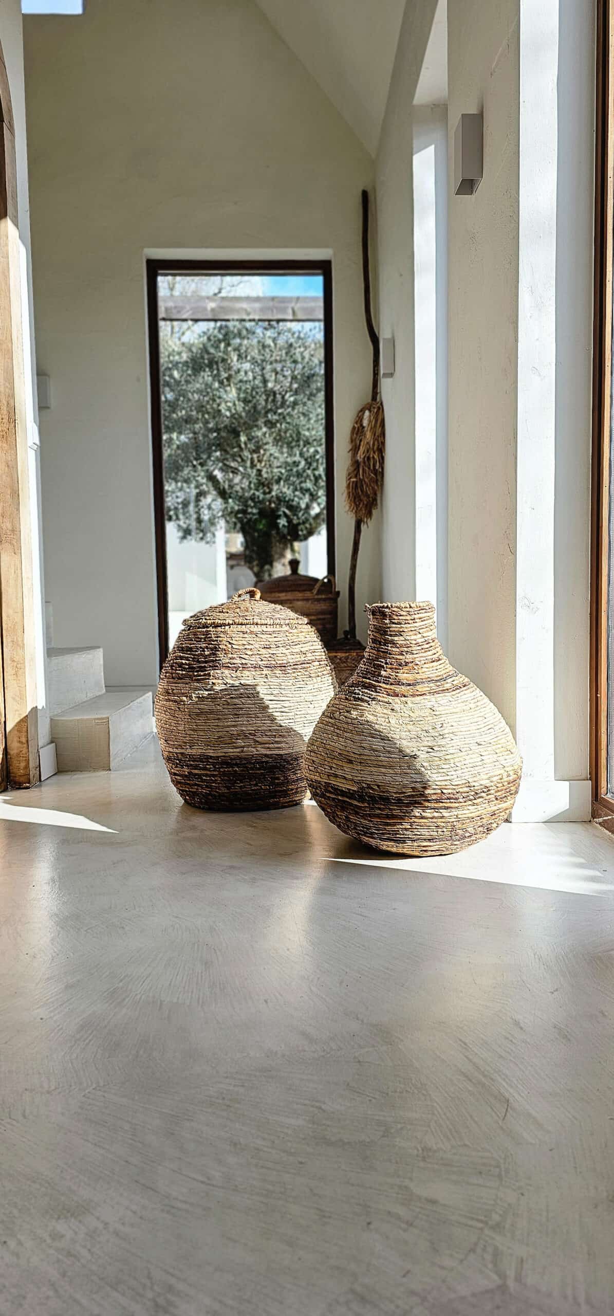 ВАЗА ОТ БАНАНОВИ ЛИСТА