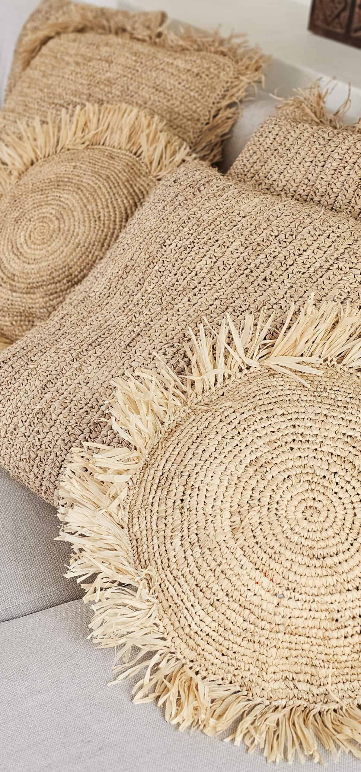 ВЪЗГЛАВНИЦА РАФИЯ КРЪГЛА