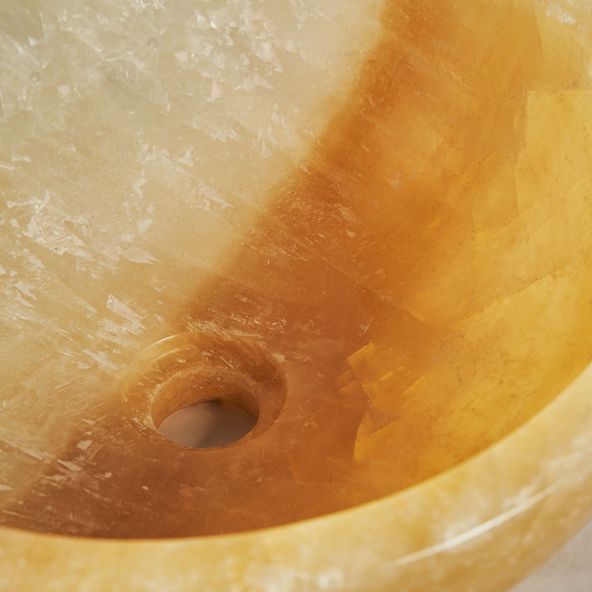 УНИКАЛНА МИВКА АЛТАИР ОНИКС