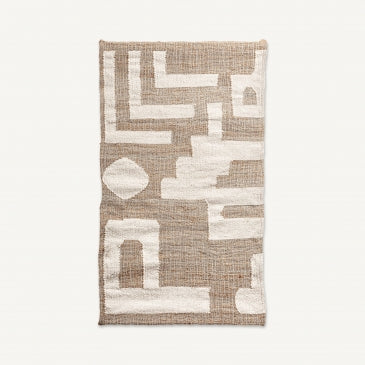 ДЕКОРАЦИЯ ЗА КИЛИМ