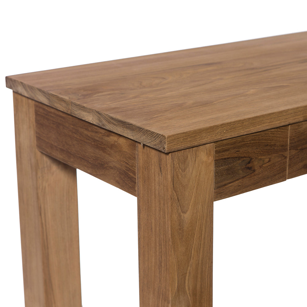 НАБИЛА КОНЗОЛ