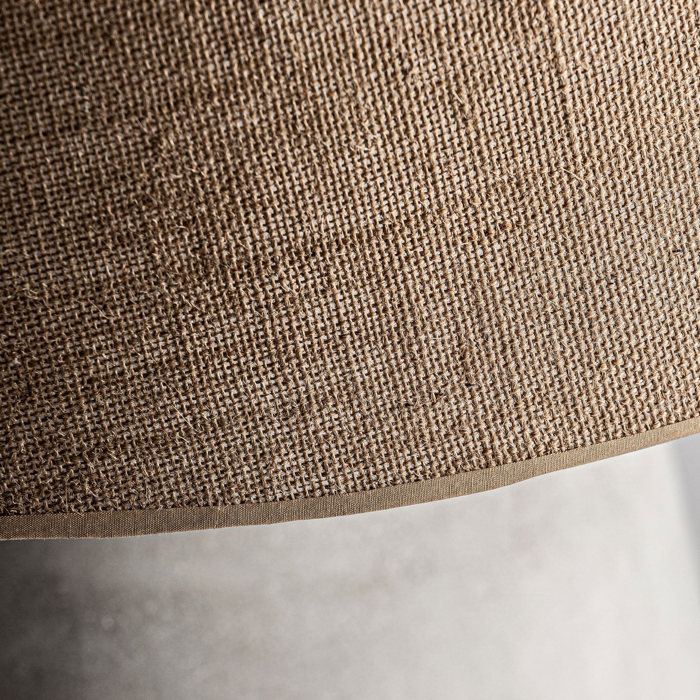 KLANJEA TABLE LAMP