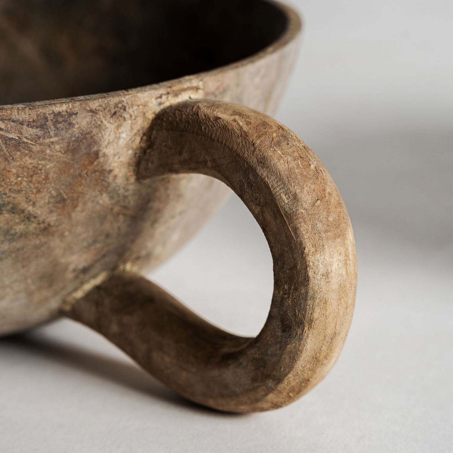 DECORATIVE CUP MANGO WOOD