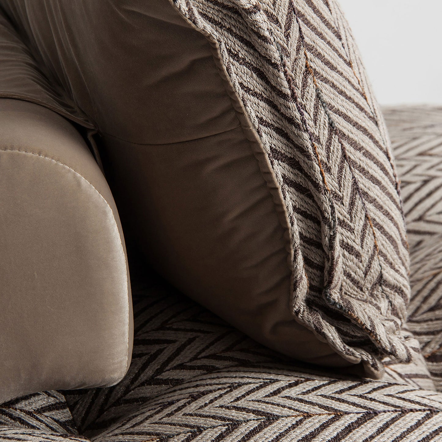 ENCS МОДУЛЕН ДИВАН