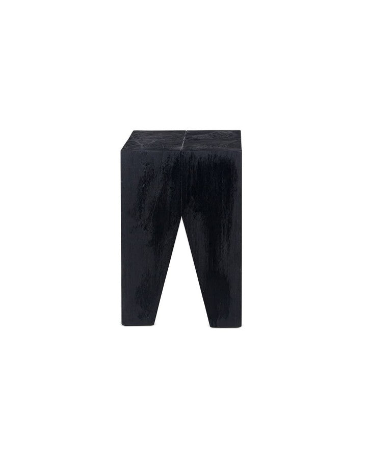 ПОМОЩНА МАСА ОТ ЧЕРНО ДЪРВО