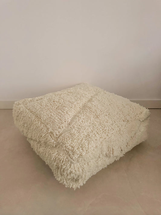 Марокански вълнен пуф 26