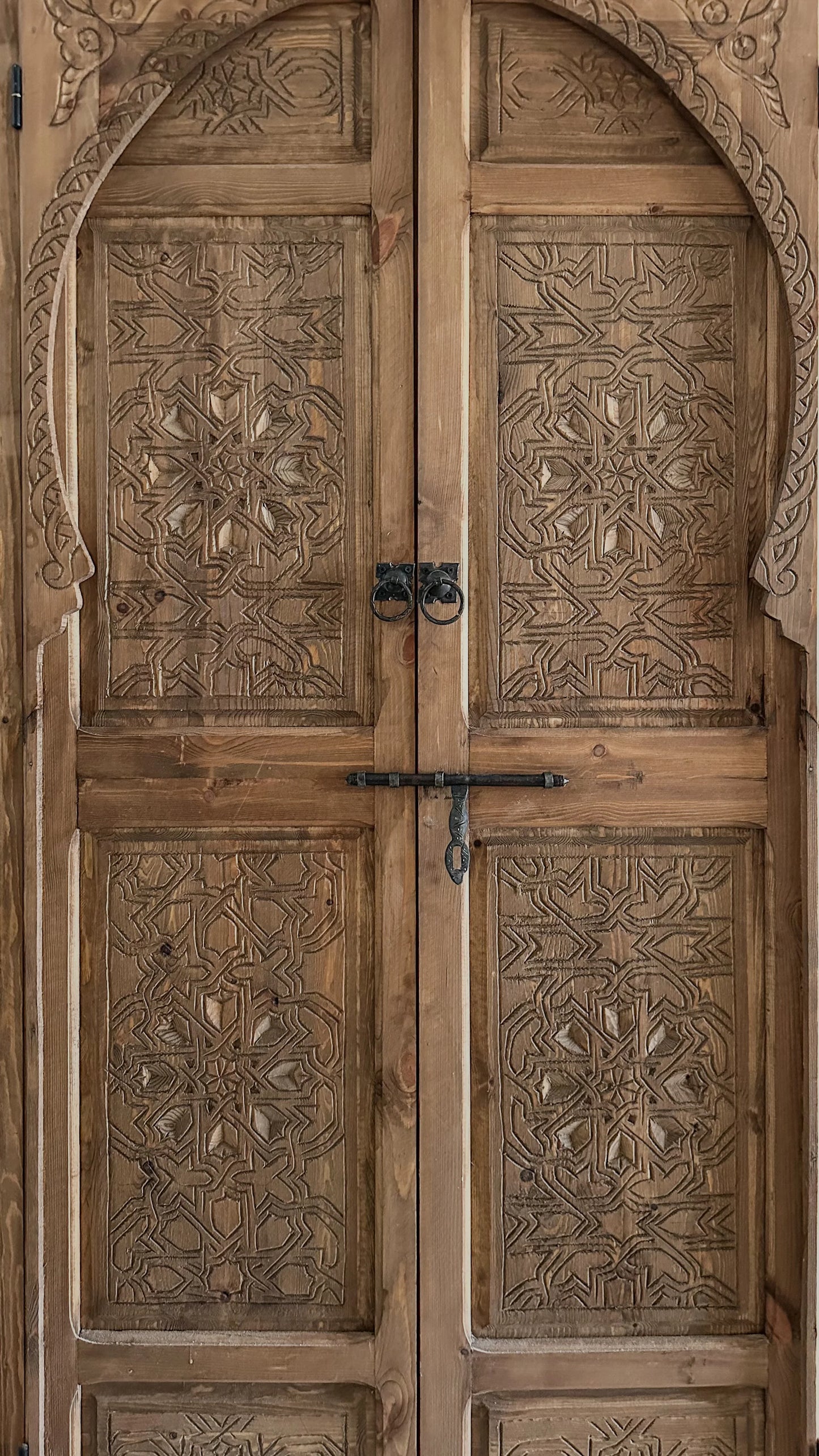 UNIQUE HAND MADE MAROCCAN WARDROBE 214cm