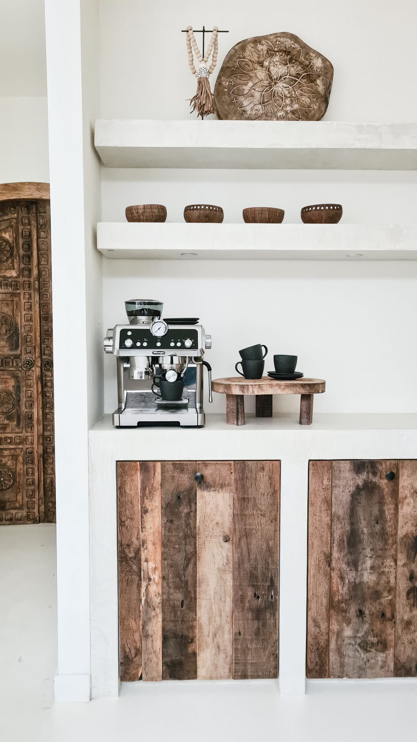 БОХО ЧИНИЯ НА КРАКА