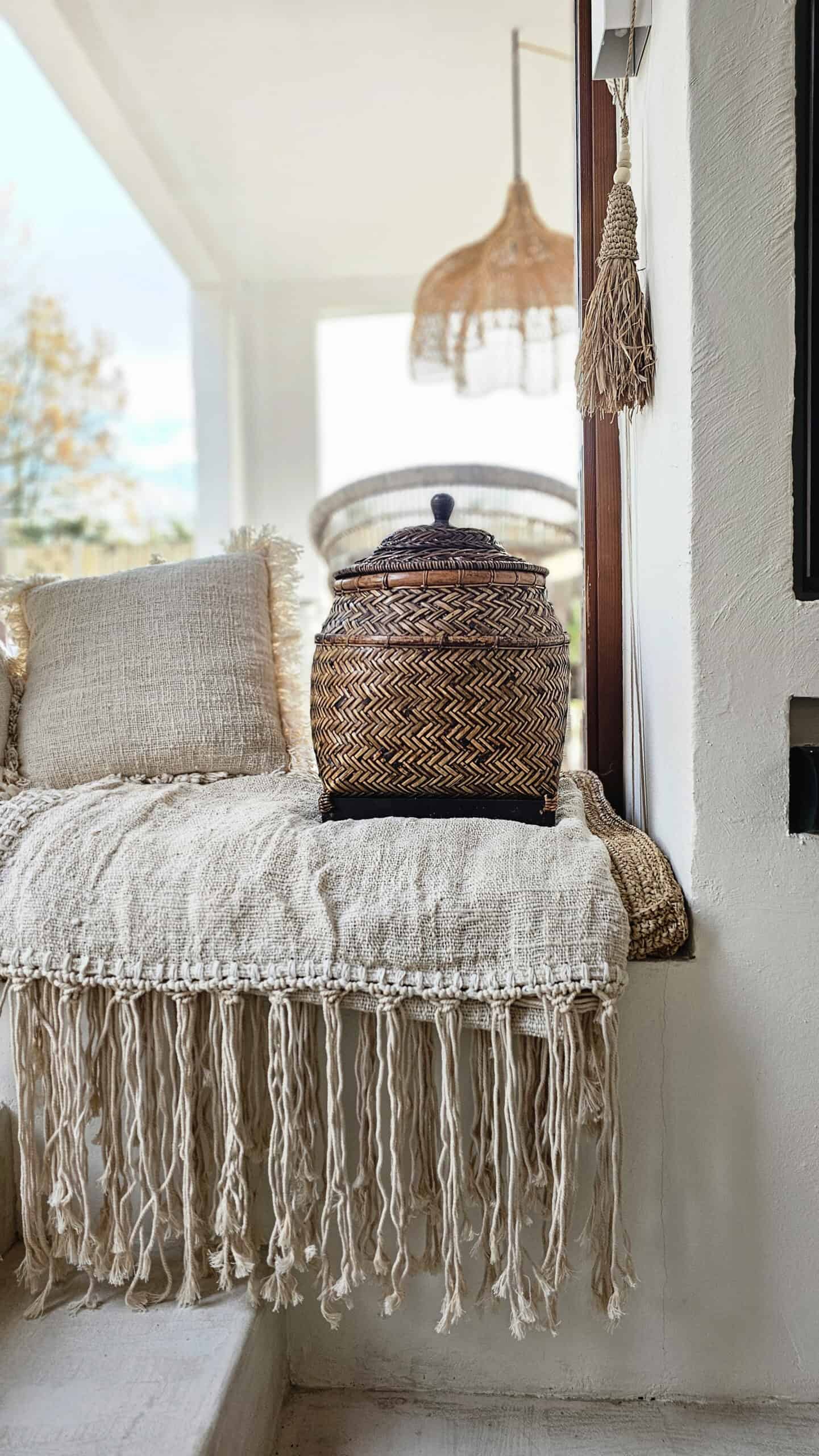 ЛЕНЕНО КАРЕ С ГРУБИ РЕСНИ