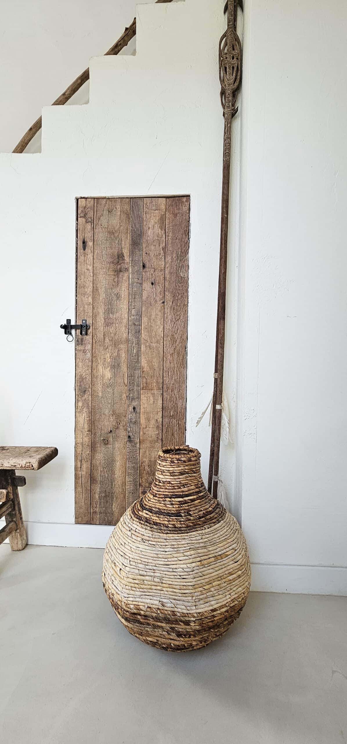 ВАЗА ОТ БАНАНОВИ ЛИСТА