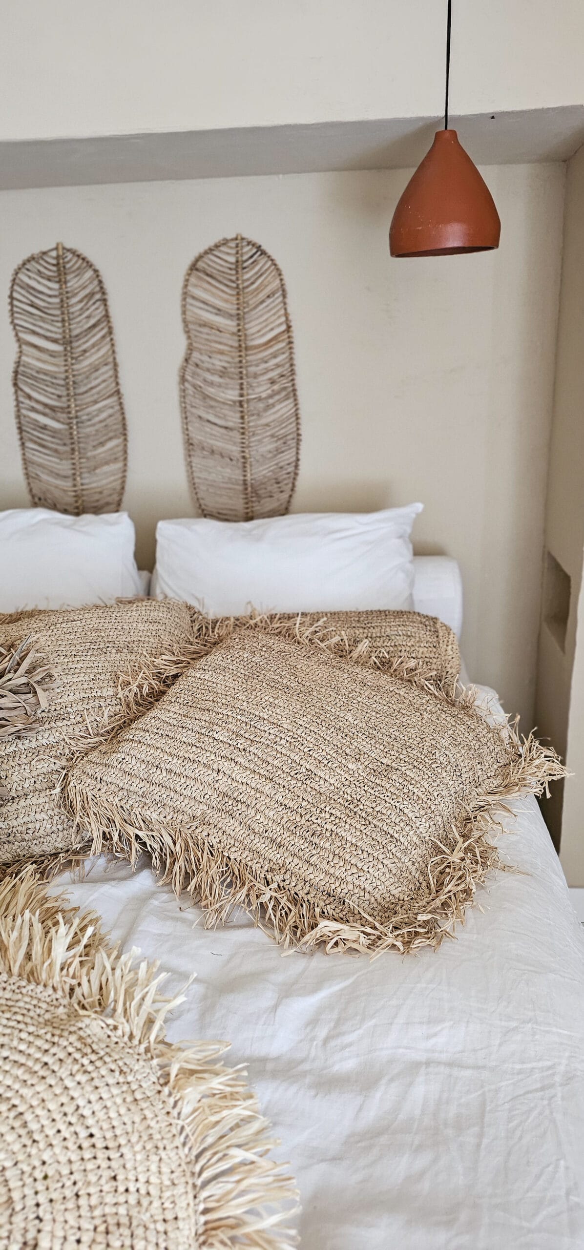 ВЪЗГЛАВНИЦА РАФИЯ С РЕСНИ L