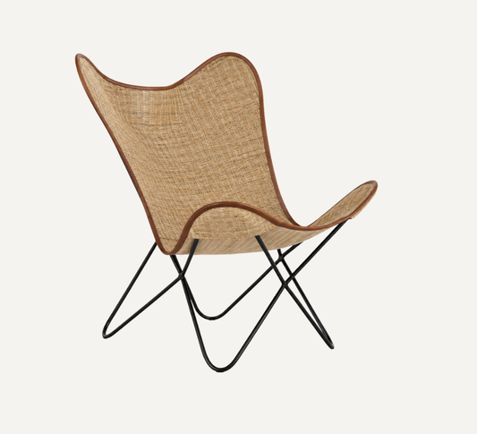 RATTAN & LEATHER LOUNGE CHAIR