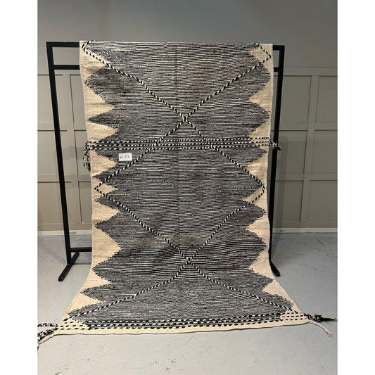 VINTAGE WOOL RUG 295/145