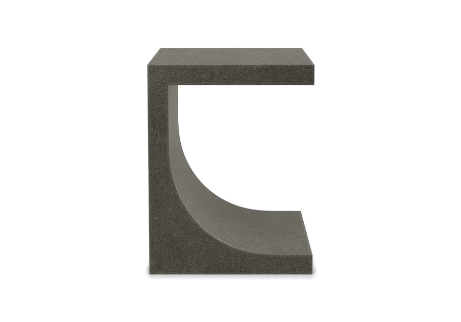 СОЛНАРИЙ ХОЛДЪН