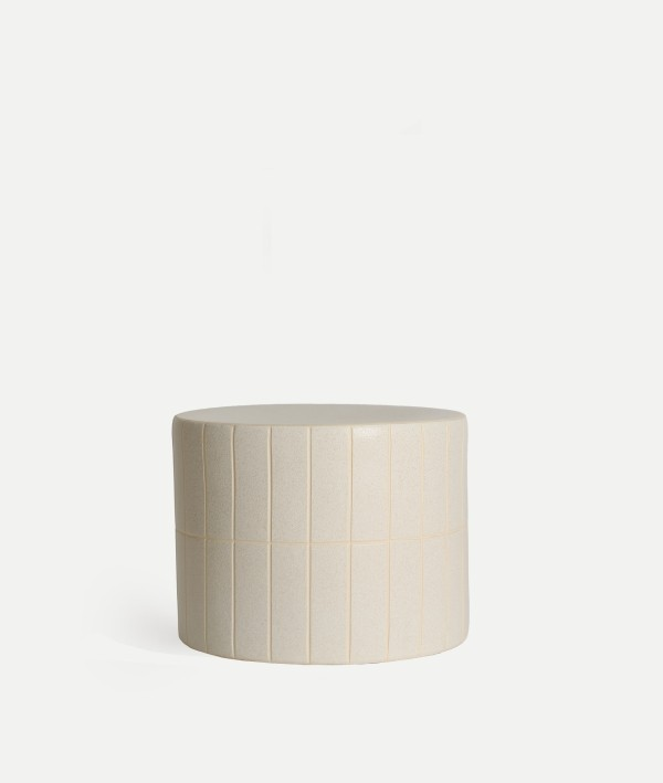 CHEWY SIDE TABLE