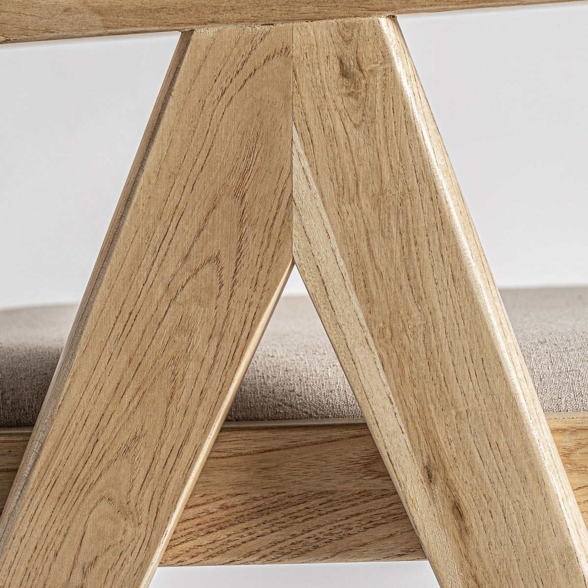 AA СТОЛ ОТ БРЯСТ И ЛЕН