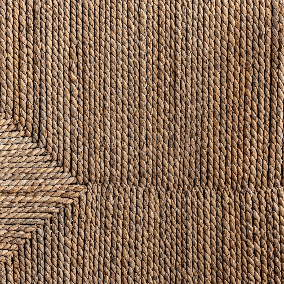 КРЕСЛО МАНХУЛА