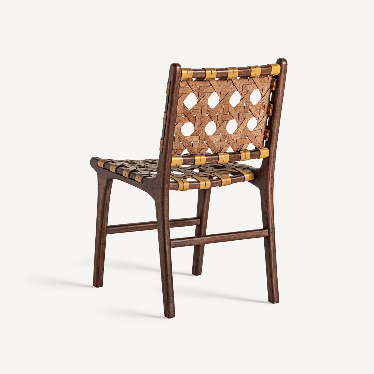 СТРАНД ЧЕЙР