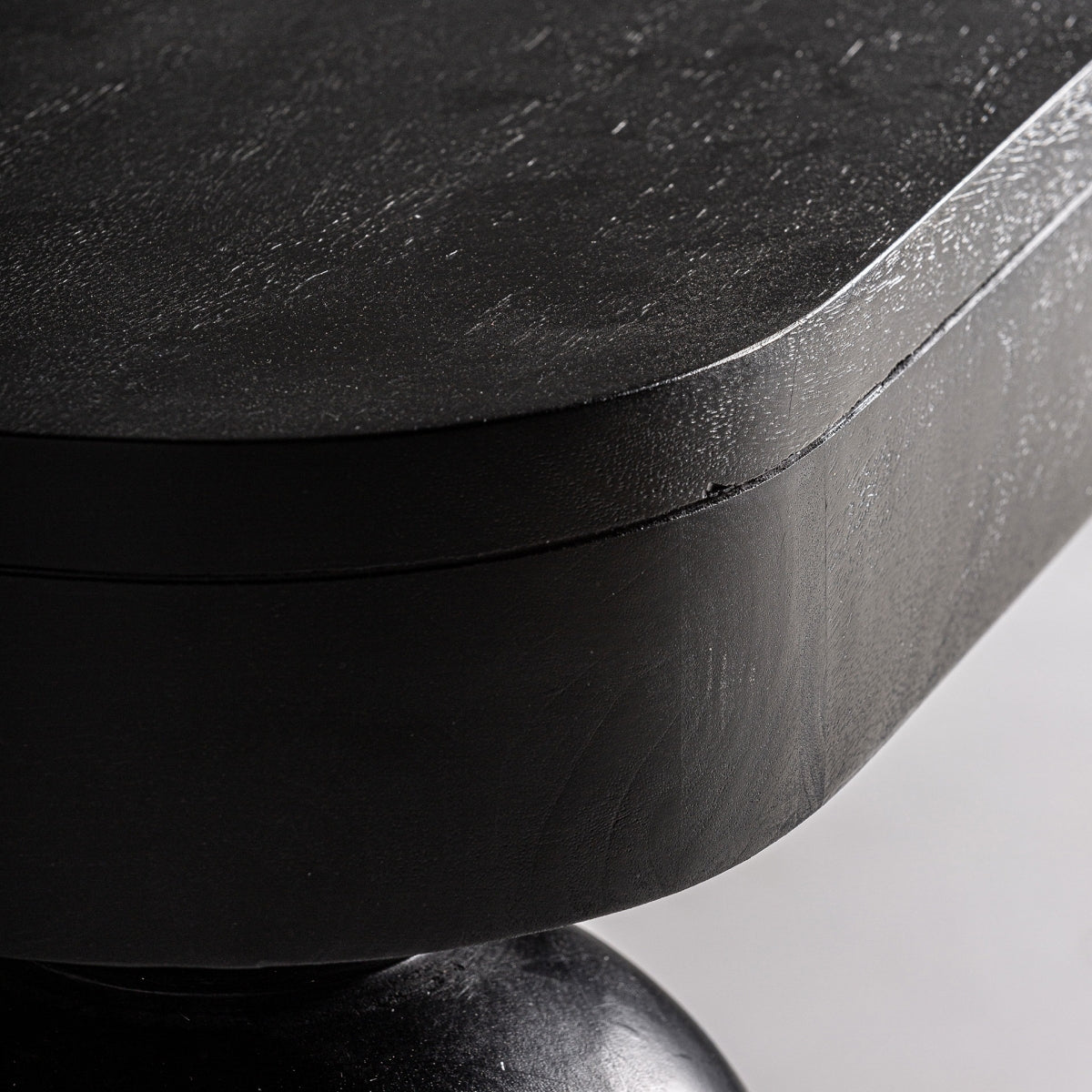 ТРАПЕЗНА МАСА ИВАЙЛ