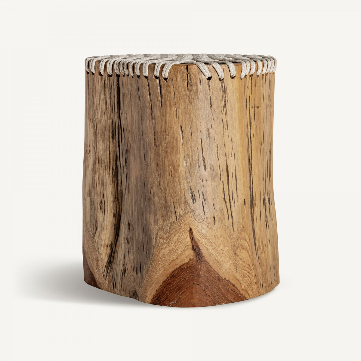 ТАБУРЕТКА ОТ ПЛАТ