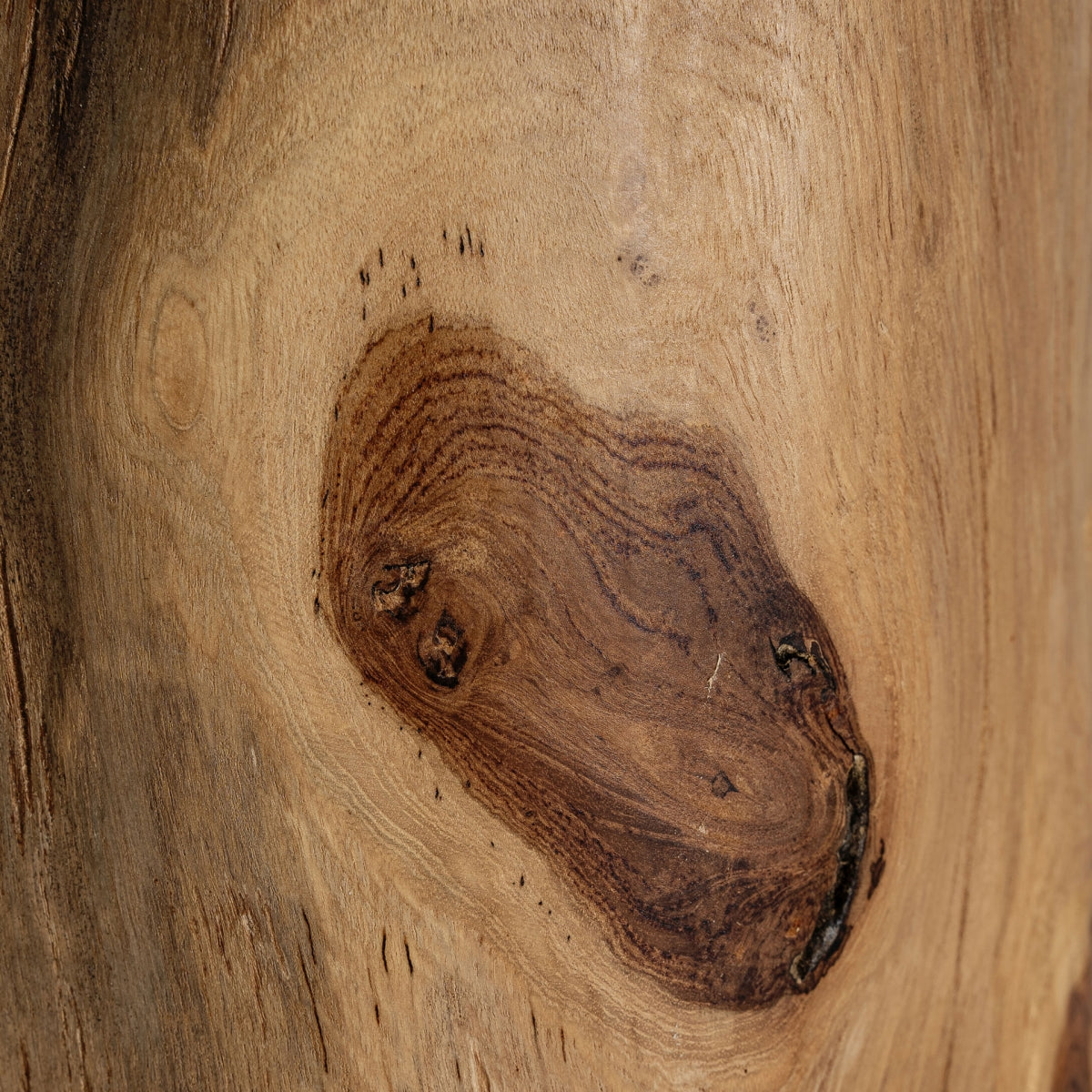 ТАБУРЕТКА ОТ ПЛАТ