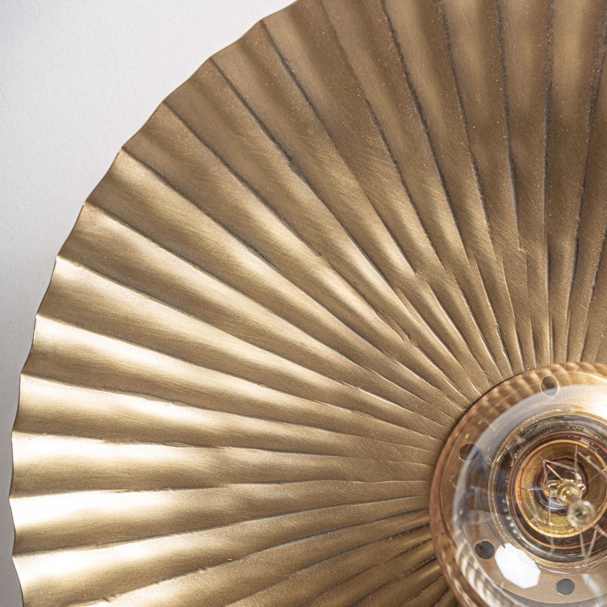 ЖЕЛЕЗНА СТЕННА ЛАМПА JAKLE*31