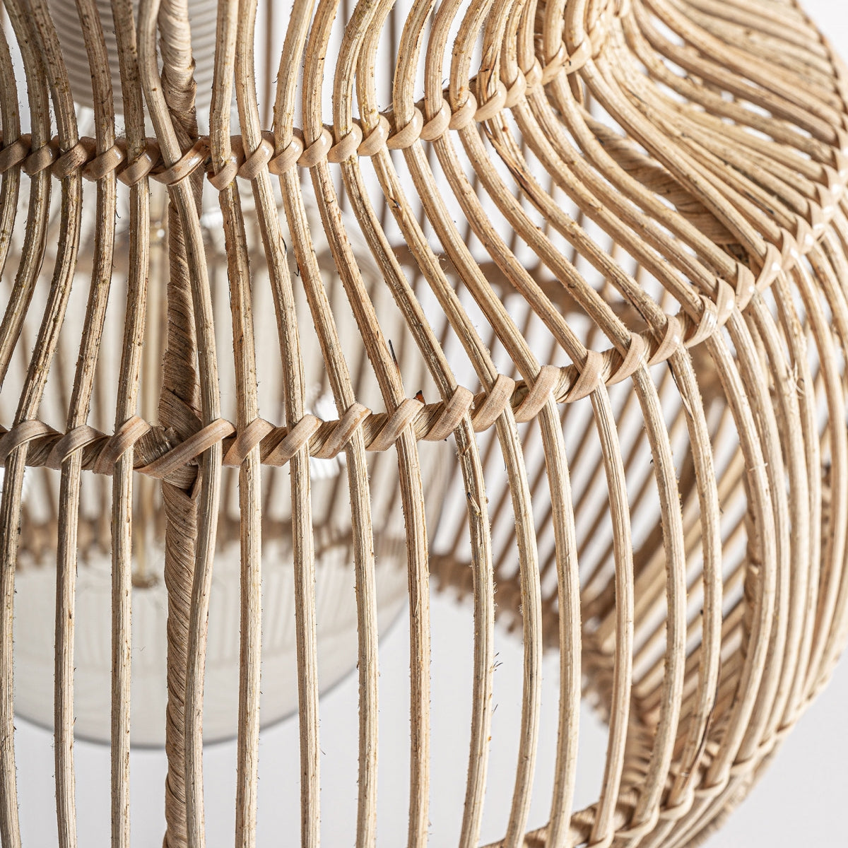 РАТАНОВ ПЛАФОН 86