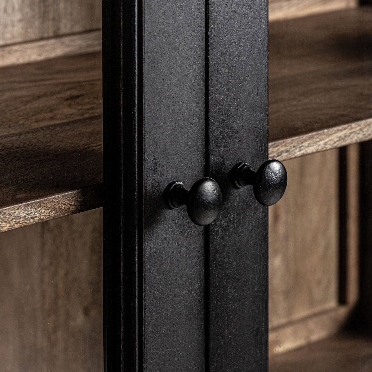 СТЪКЛЕНА ВИТРАНКА BAVAY