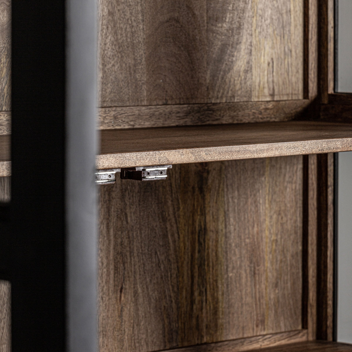 СТЪКЛЕНА ВИТРАНКА BAVAY