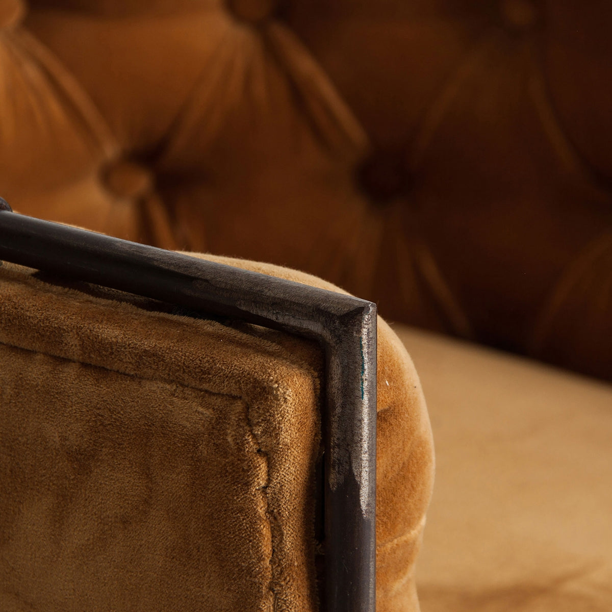 КРЕСЛО TRIVIGNO