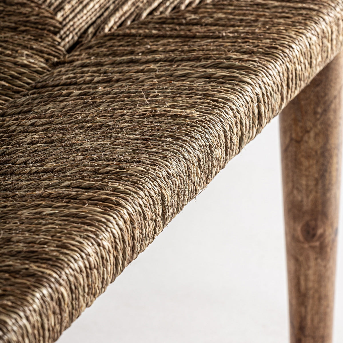 ПЕЙКА ОТ МАНГОВО ДЪРВО