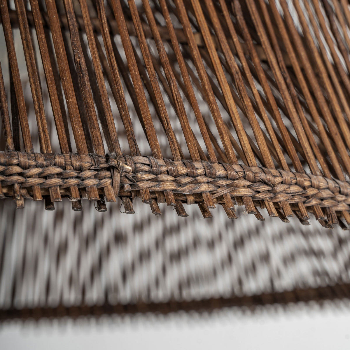 ПЛАФОННА ЛАМПА MOMU