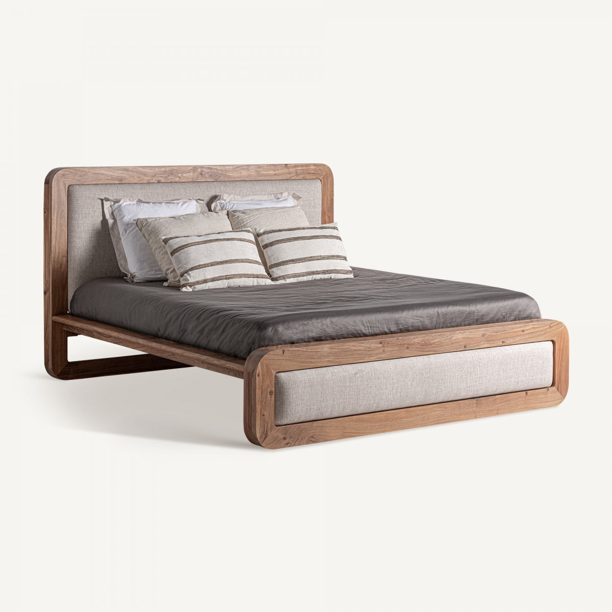 DANGY СПАНЛНЯ