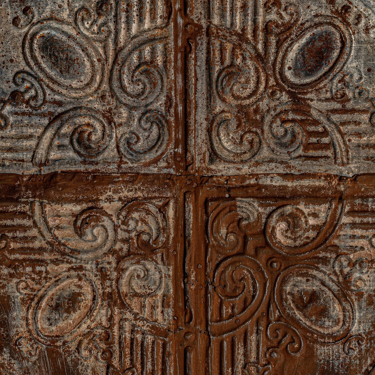 УНИКАЛНО ИЗКУСТВО ЗА СТЕНА ОКСИДИРАНА СТОМАНА