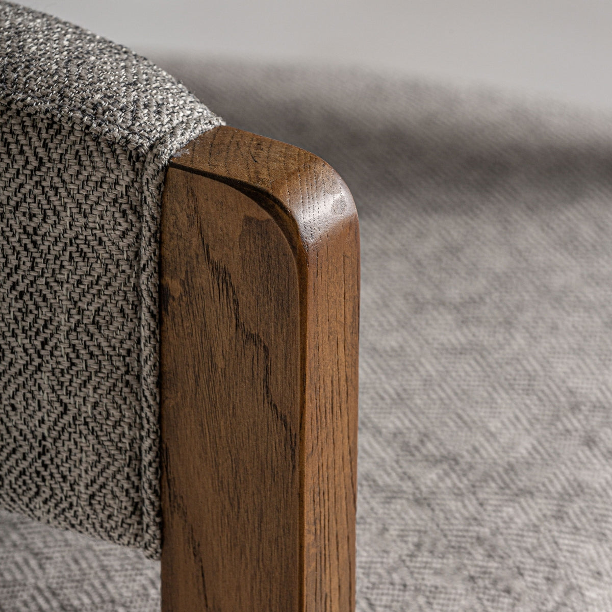 Стол Уизърн