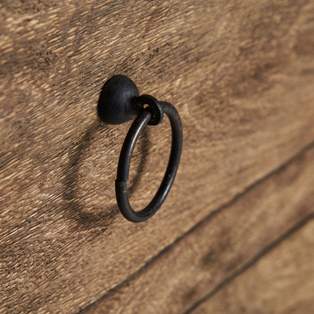 Скрин с чекмеджета MUNGUIA