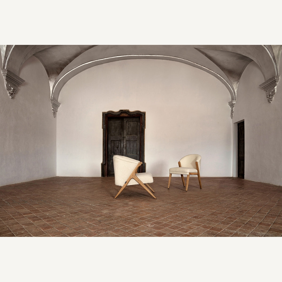 ПРАТИ КРЕСЛО BOUCLÉ