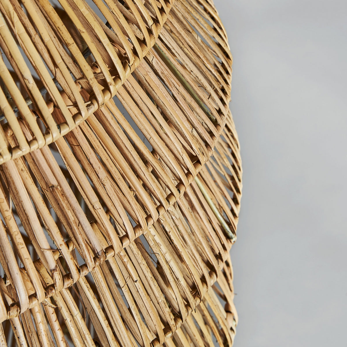 ТАВАННА ЛАМПА*137