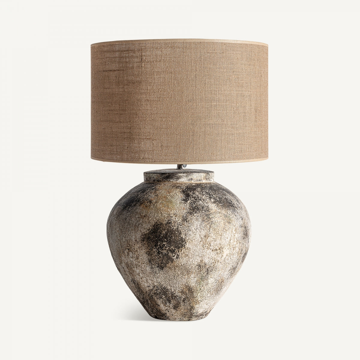 НАСТОЛНА ЛАМПА