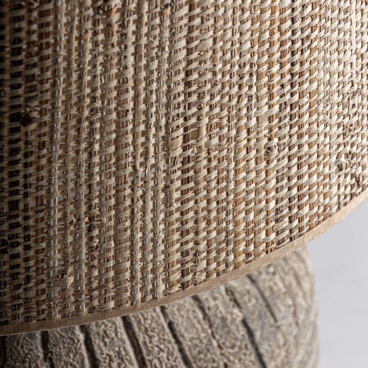 НАСТОЛНА ЛАМПА