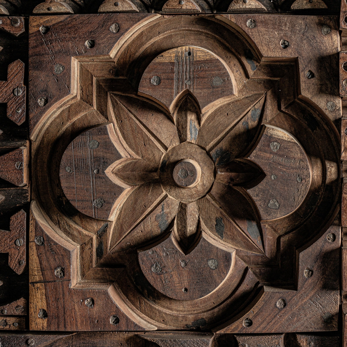 УНИКАЛНО СТЕННО ИЗКУСТВО KISSEY