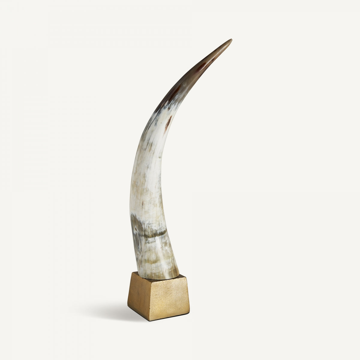 ДЕКОРАТИВНА ФИГУРА ZONZA