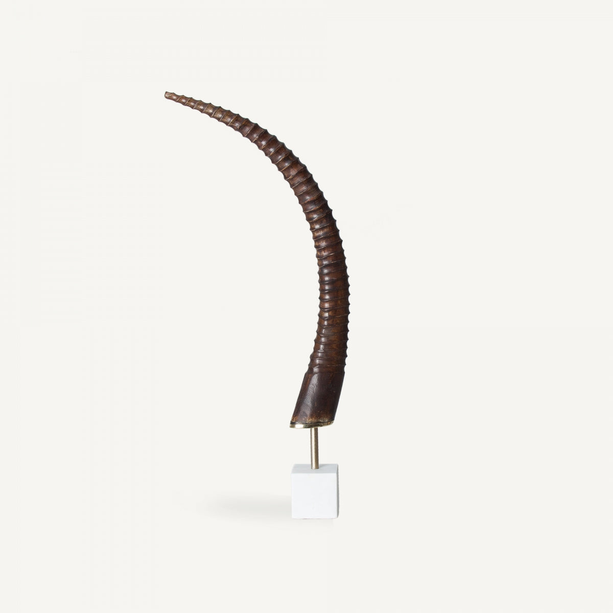 ДЕКОРАТИВНА ФИГУРА