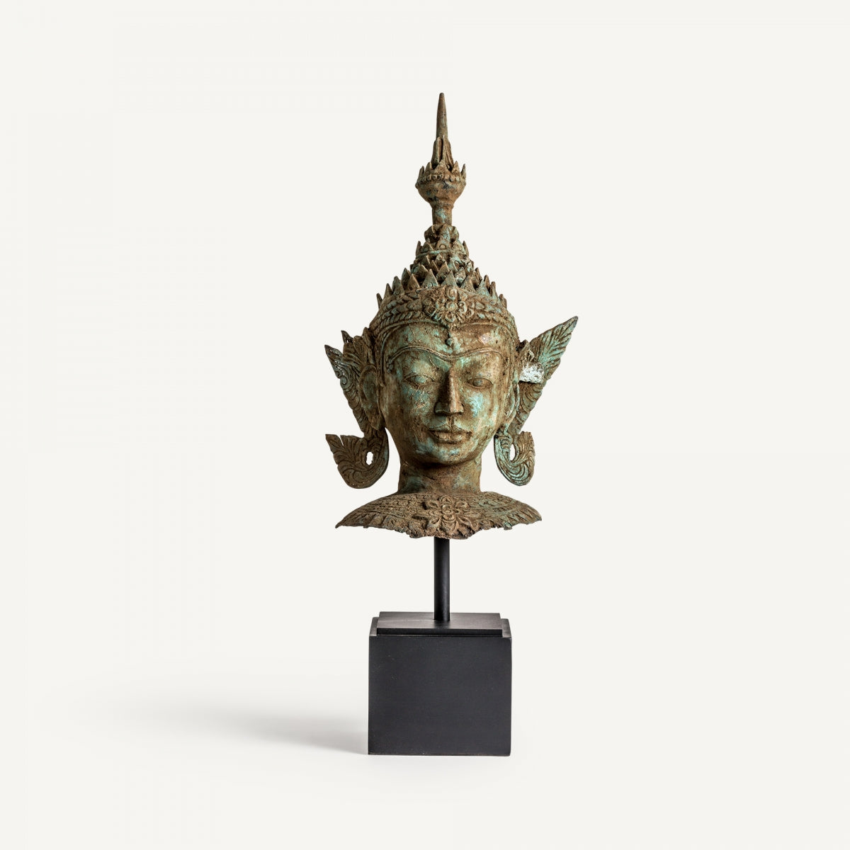 ОРИЕНТАЛСКИ БЮСТ