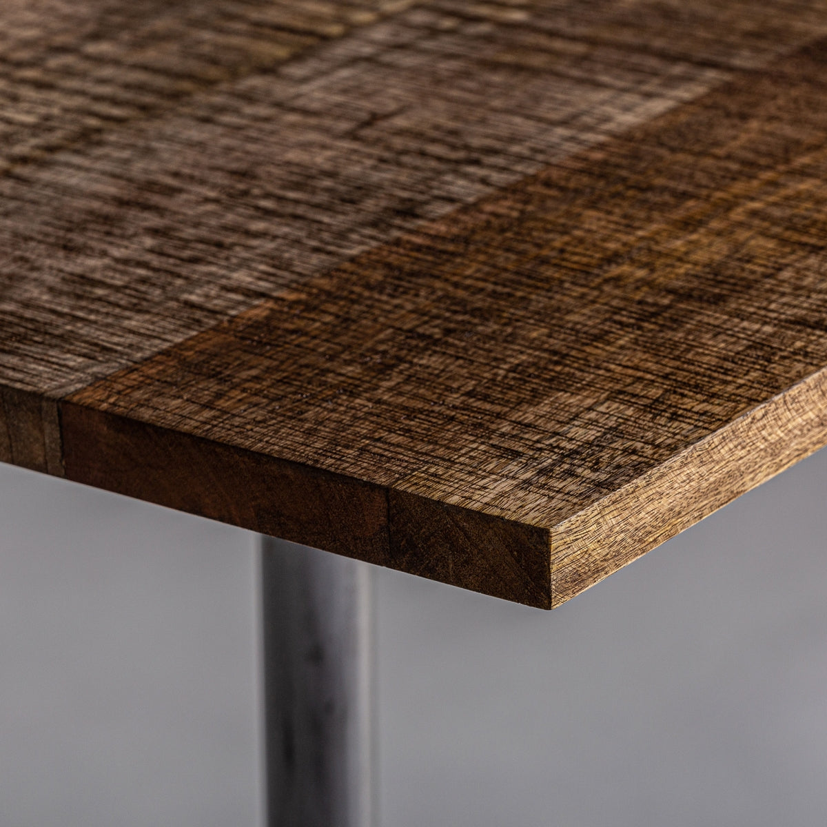 Бар маса Тайлър