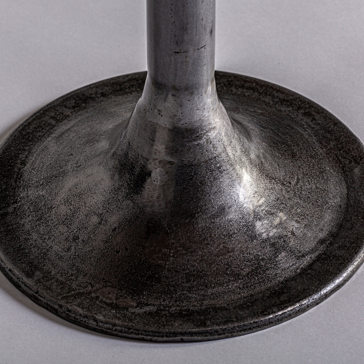 Бар маса Тайлър