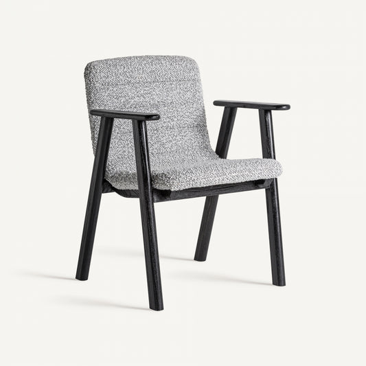 ЖАКАРДОВ СТОЛ