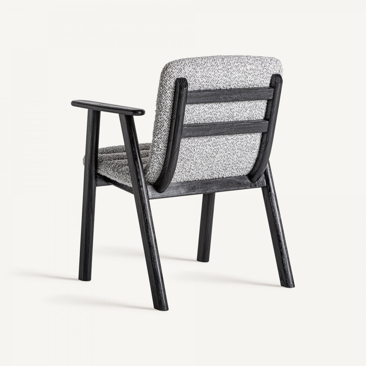 ЖАКАРДОВ СТОЛ