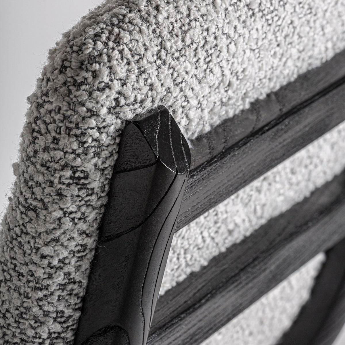 ЖАКАРДОВА ТАБЕРКА