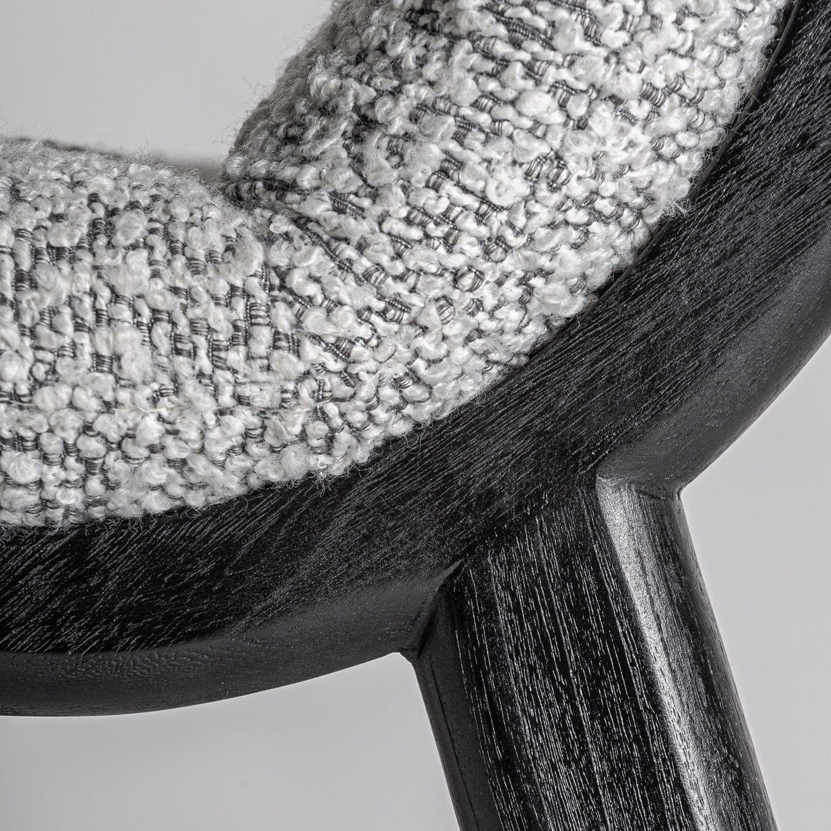 ЖАКАРДОВА ТАБЕРКА